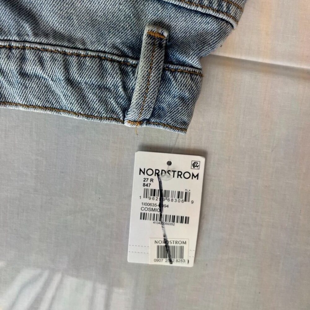 NEW BDG Urban Outfitters Mom High Rise Distressed Jeans 24 Light Wash - Picture 4 of 13
